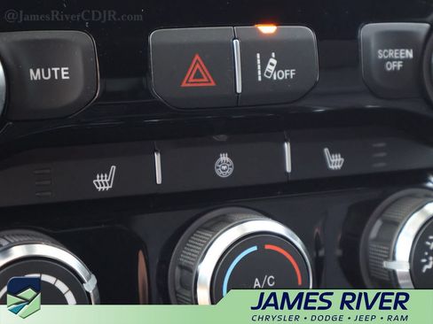 Used 2026 RAM 1500 Big Horn w/ Night Edition AWD/4WD image 35