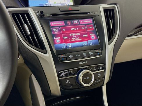 Used 2016 Acura TLX w/ Technology Package image 19