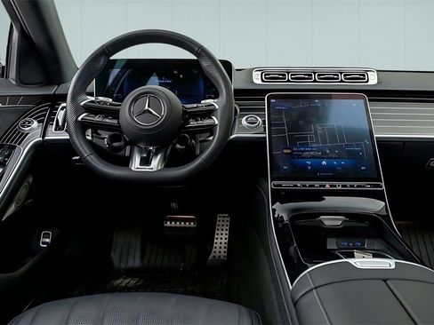Used 2025 Mercedes-Benz S 63 AMG S image 32