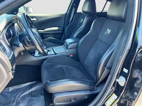 Used 2022 Dodge Charger Scat Pack w/ Plus Group RWD image 21
