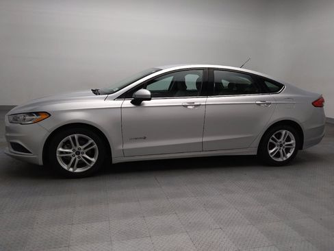 Used 2018 Ford Fusion S FWD image 2