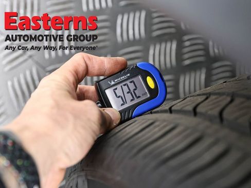 Used 2020 Tesla Model Y Long Range image 25