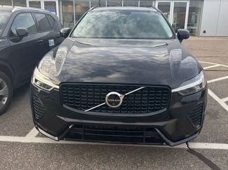 Used 2024 Volvo XC60 B5 Plus w/ Climate Package AWD/4WD video 2