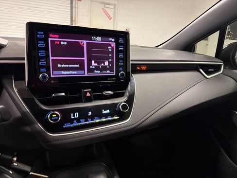 Used 2021 Toyota Corolla SE FWD image 31