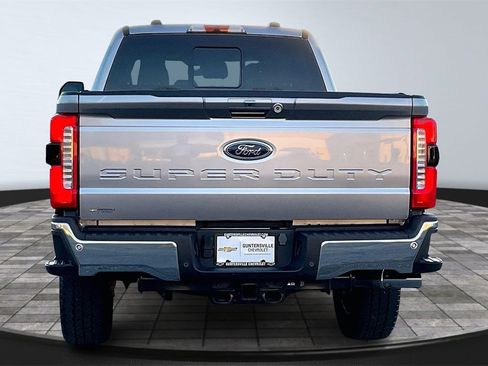 Used 2024 Ford F350 Lariat w/ Chrome Package image 4