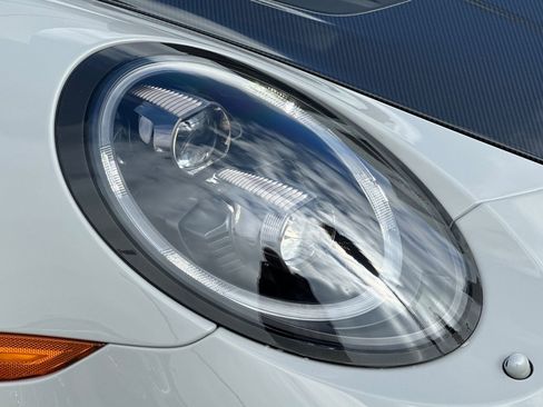 Used 2018 Porsche 911 GT2 RS image 35