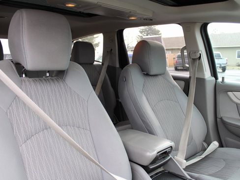 Used 2016 Chevrolet Traverse LT w/ LPO, 'HIT The Road' Package image 19