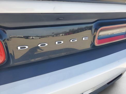 Used 2016 Dodge Challenger R/T Scat Pack image 40