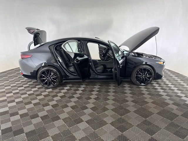 Used 2024 MAZDA MAZDA3 s FWD image 13