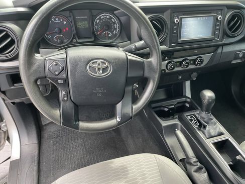 Used 2017 Toyota Tacoma SR w/ SR Convenience Package AWD/4WD image 15