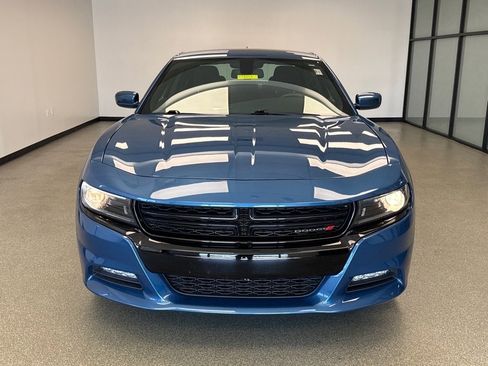 Used 2022 Dodge Charger SXT image 3