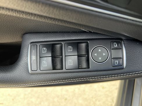 Used 2019 Mercedes-Benz GLA 250 4MATIC image 15