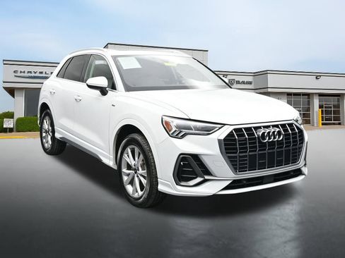 Used 2024 Audi Q3 2.0T Premium AWD/4WD image 7