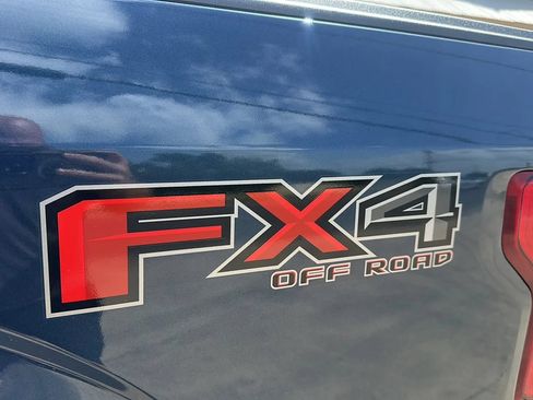 Used 2015 Ford F150 Lariat w/ Equipment Group 502A Luxury AWD/4WD image 12
