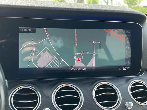 Used 2020 Mercedes-Benz E 350 Sedan image 23