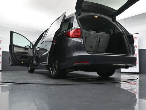 Used 2022 Honda Odyssey EX-L image 47