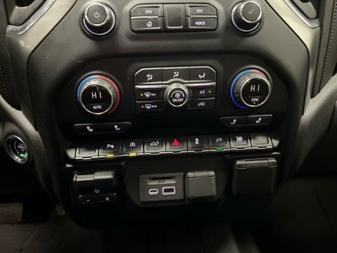 Used 2021 Chevrolet Silverado 1500 LT w/ Convenience Package II image 23