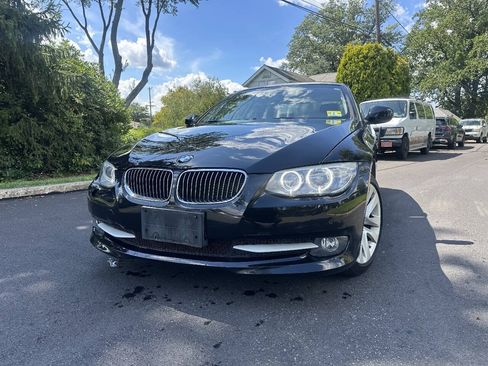 Used 2013 BMW 328i xDrive Coupe AWD/4WD image 2
