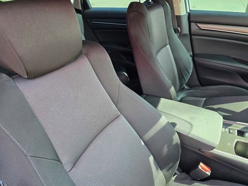 Used 2021 Honda Accord LX image 11