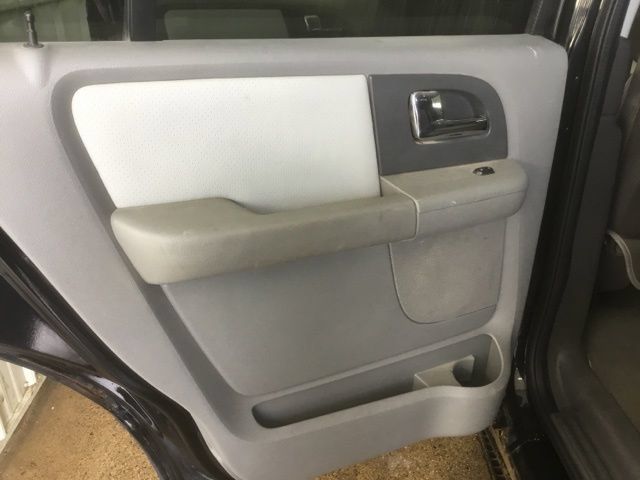 Used 2005 Ford Expedition XLT AWD/4WD image 8