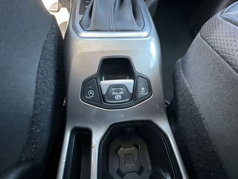 Used 2020 Jeep Renegade Limited AWD/4WD image 29