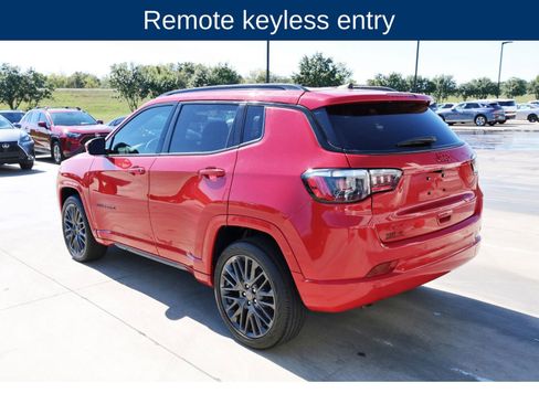 Used 2023 Jeep Compass Limited image 6