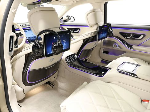 Used 2022 Mercedes-Benz Maybach S 580 4MATIC image 69