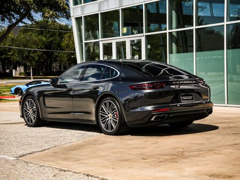 Used 2017 Porsche Panamera Turbo AWD/4WD image 10