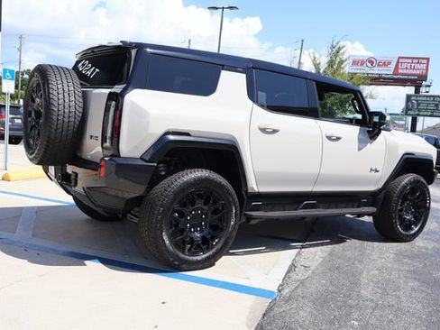New 2026 GMC Hummer EV SUV AWD/4WD image 8
