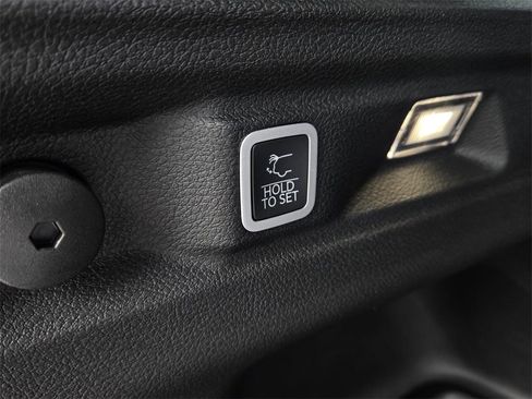 New 2025 Jeep Grand Cherokee L Altitude image 11