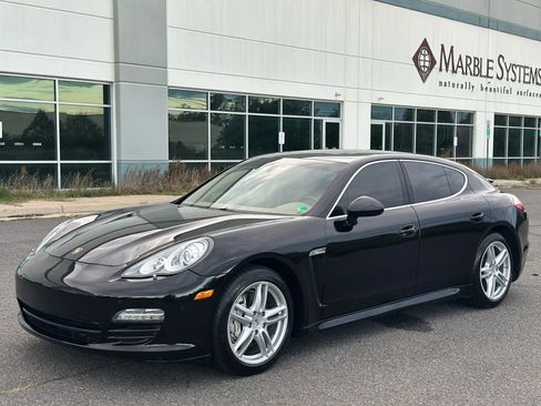 Used 2011 Porsche Panamera S image 4