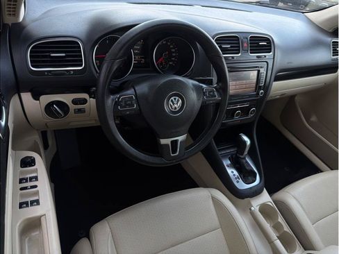 Used 2013 Volkswagen Jetta TDI FWD image 2