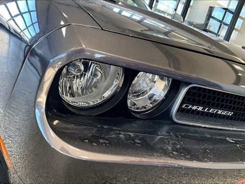 Used 2013 Dodge Challenger SXT Plus image 30