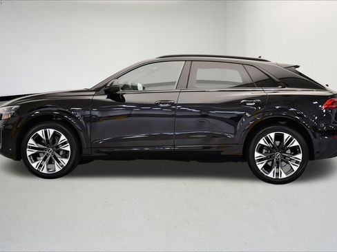 Certified 2024 Audi Q8 Premium w/ Black Optic Package image 2