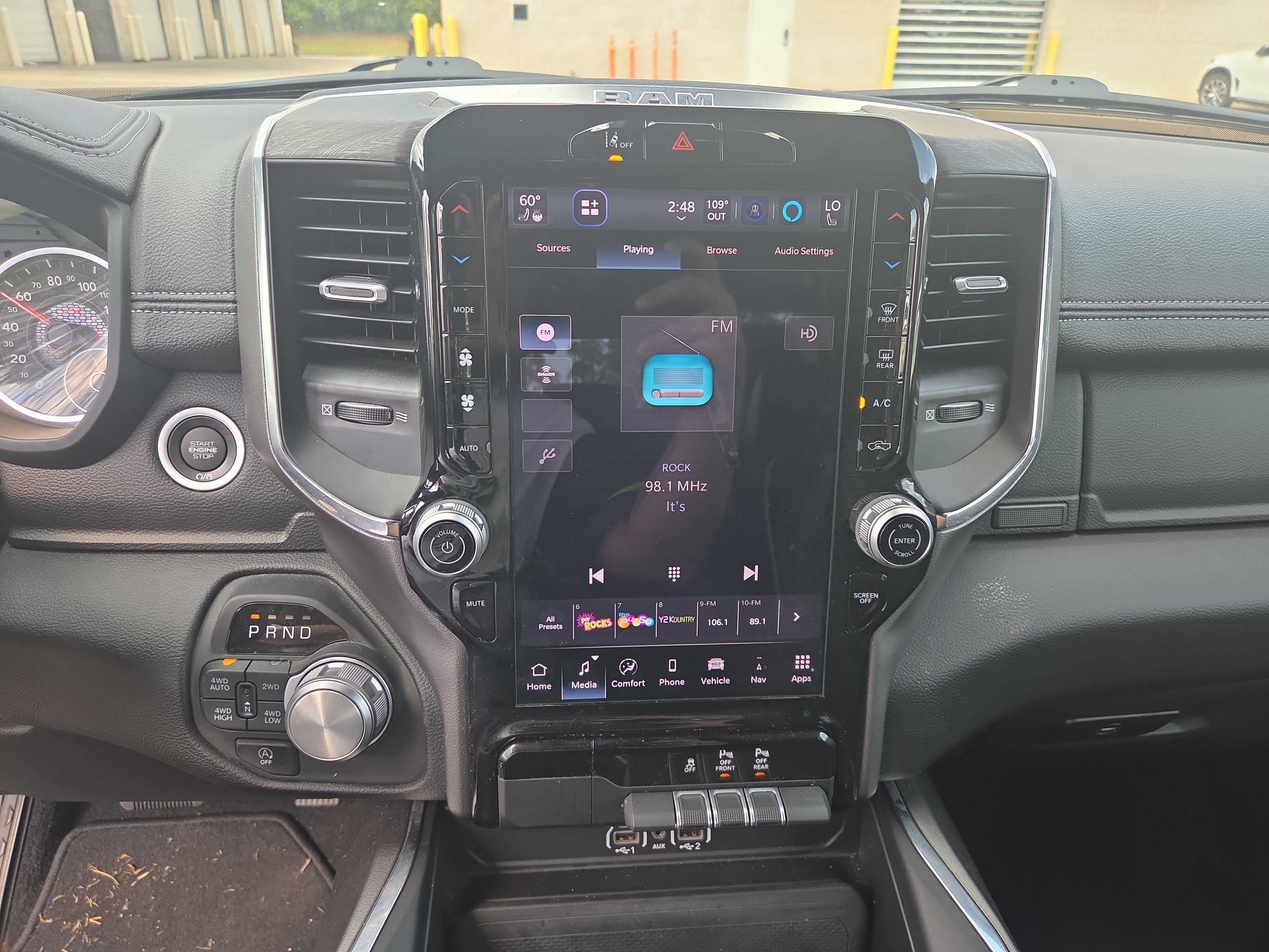 Used 2026 RAM 1500 Laramie AWD/4WD image 11