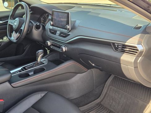 Used 2022 Nissan Altima 2.5 SR AWD/4WD image 30