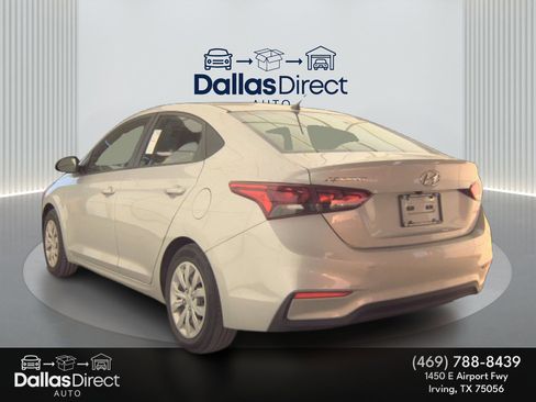 Used 2021 Hyundai Accent SE image 8