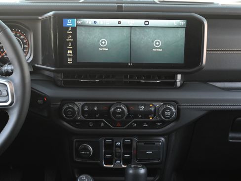 Used 2025 Jeep Wrangler Sahara w/ Safety Group image 5