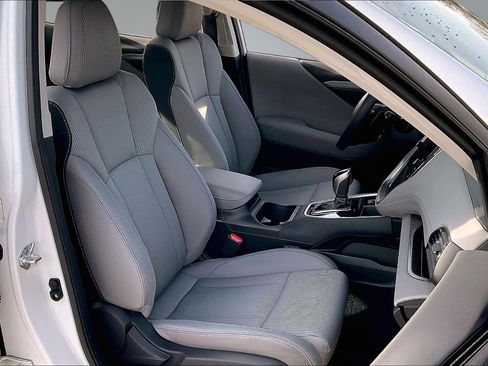 Used 2025 Subaru Legacy Premium image 7