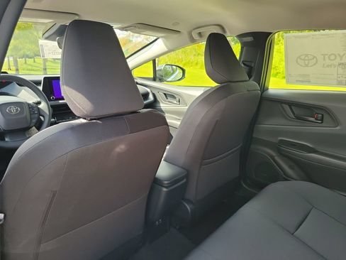 New 2026 Toyota Prius LE FWD image 25