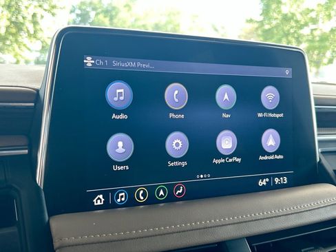 Used 2021 Chevrolet Suburban Premier RWD image 23