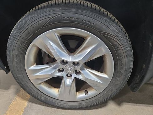 Used 2014 Toyota Highlander Limited image 4