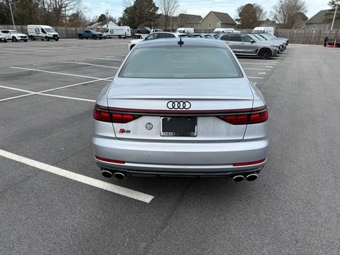 Used 2025 Audi S8 image 6