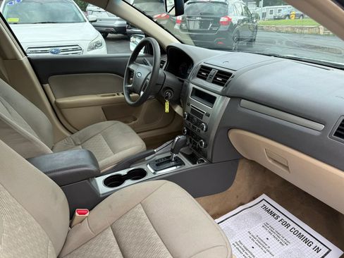 Used 2012 Ford Fusion SE FWD image 15