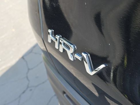Used 2024 Honda HR-V Sport image 32