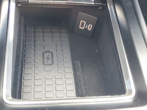 New 2026 Lincoln Corsair Premiere image 23