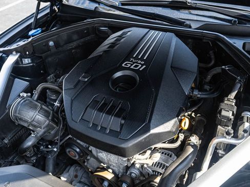Used 2023 Genesis G70 2.0T AWD/4WD image 30