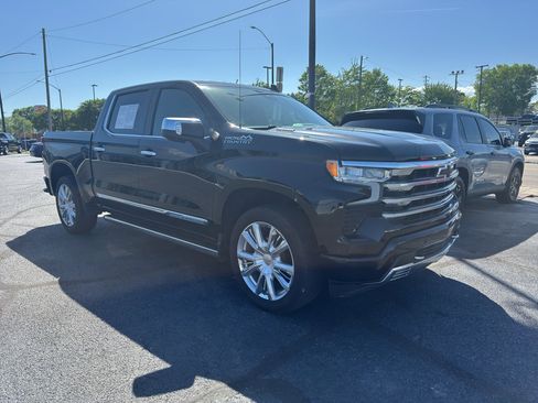 Used 2025 Chevrolet Silverado 1500 High Country image 1