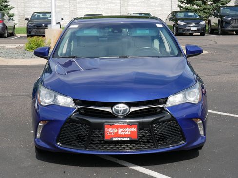 Used 2015 Toyota Camry XSE w/ Moonroof Package FWD image 2