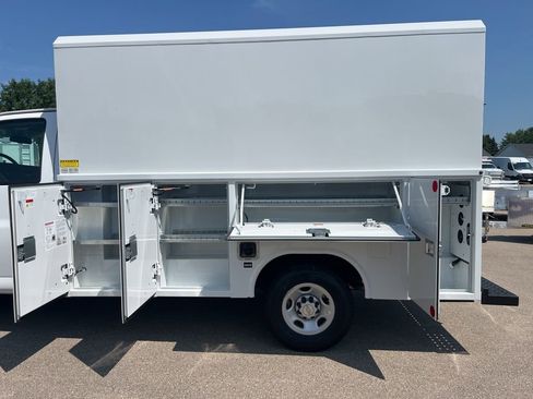 New 2025 Chevrolet Express 3500 w/ Power Convenience Package image 14